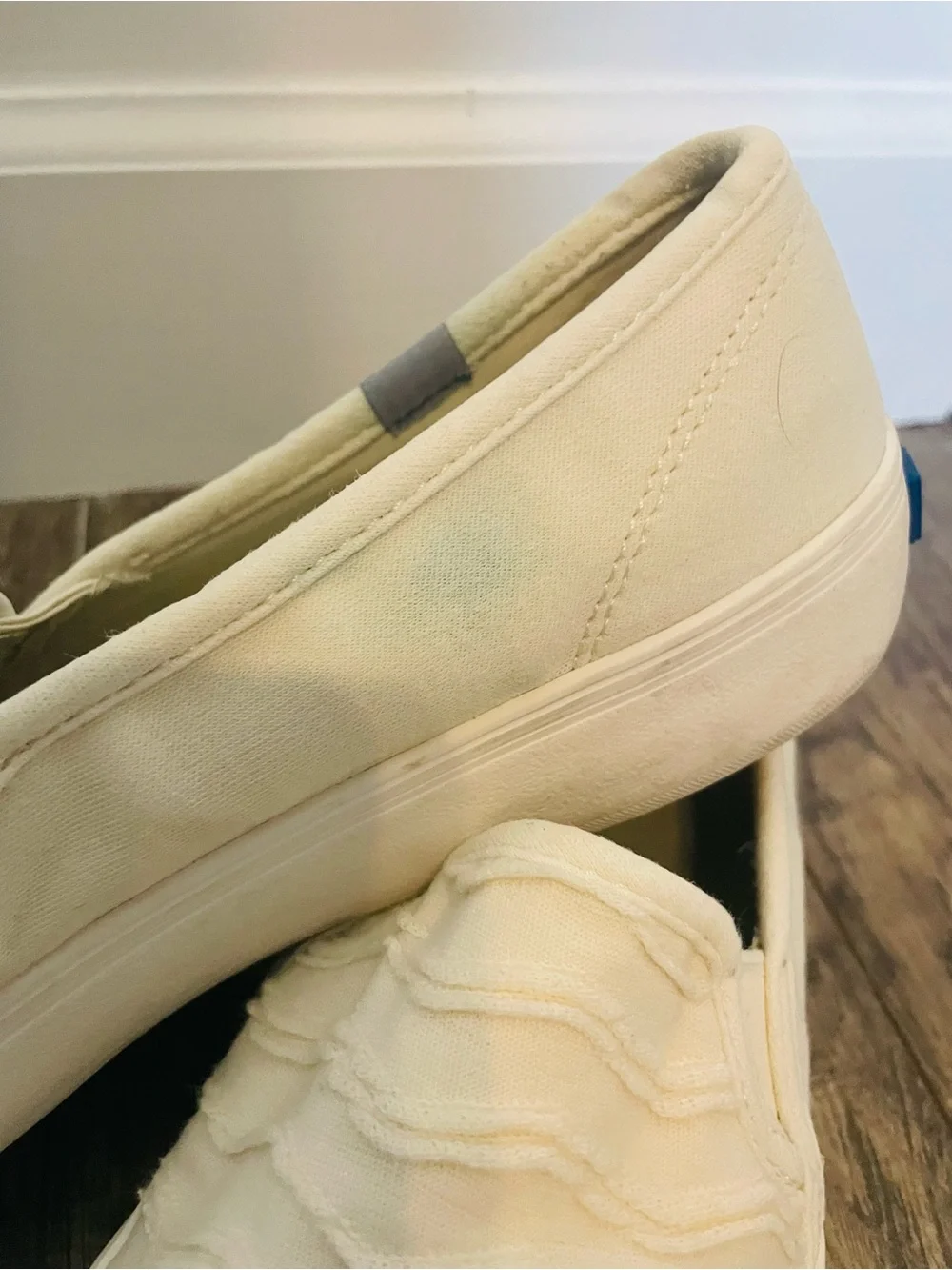 Keds Slip-On in Off-White Wave Canvas